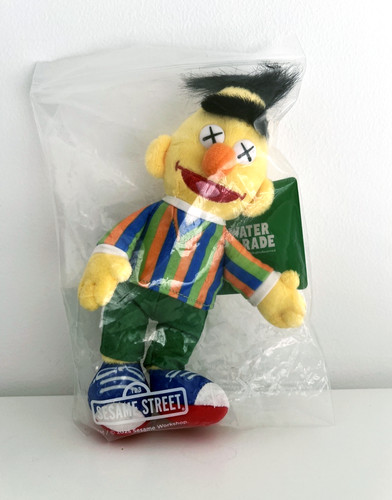 Kaws sesame street water - kaws, x