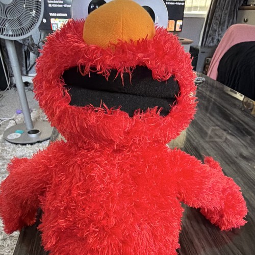Sesame street elmo - street, soft