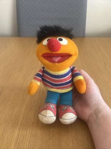 Ernie sesame street - ernie,