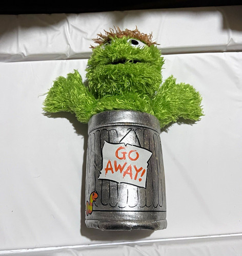 Sesame street oscar - sesame,